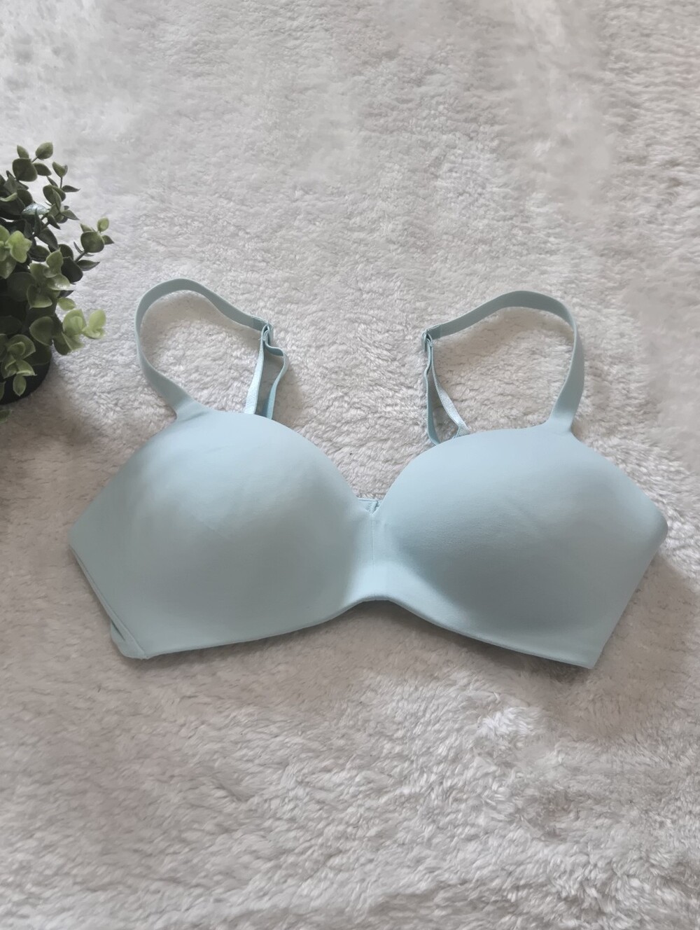 Wacoal Seafoam Green How Perfect Wire Free T-Shirt Bra, Size 36C